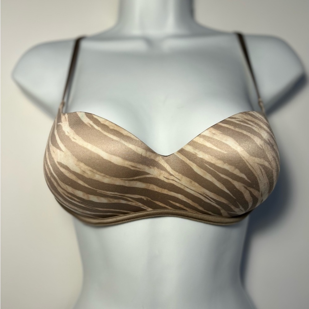 Victoria’s Secret Push-Up Bra-SIZE: 32B